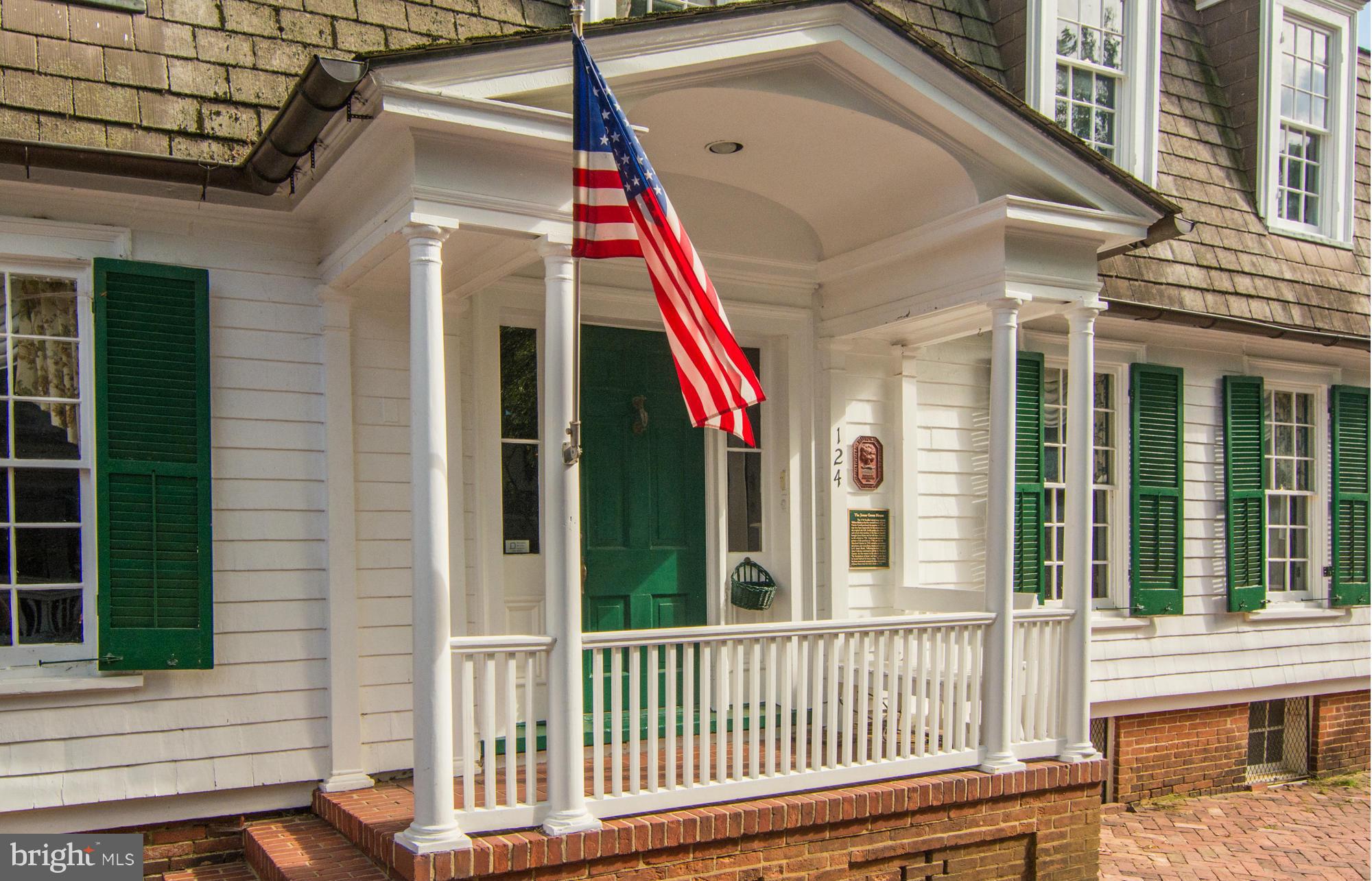 HISTORIC DISTRICT - Residential