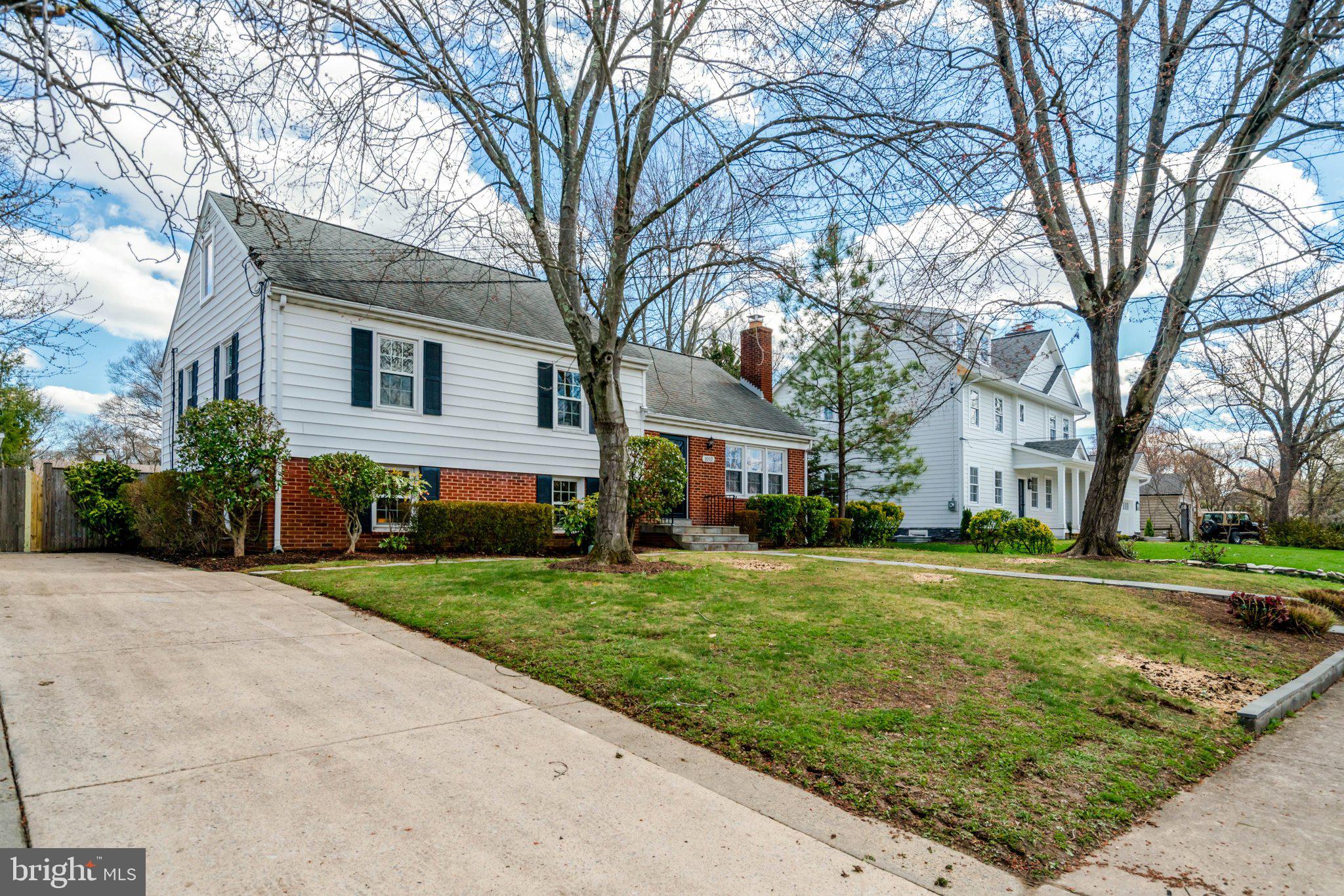 WAYNEWOOD - Residential