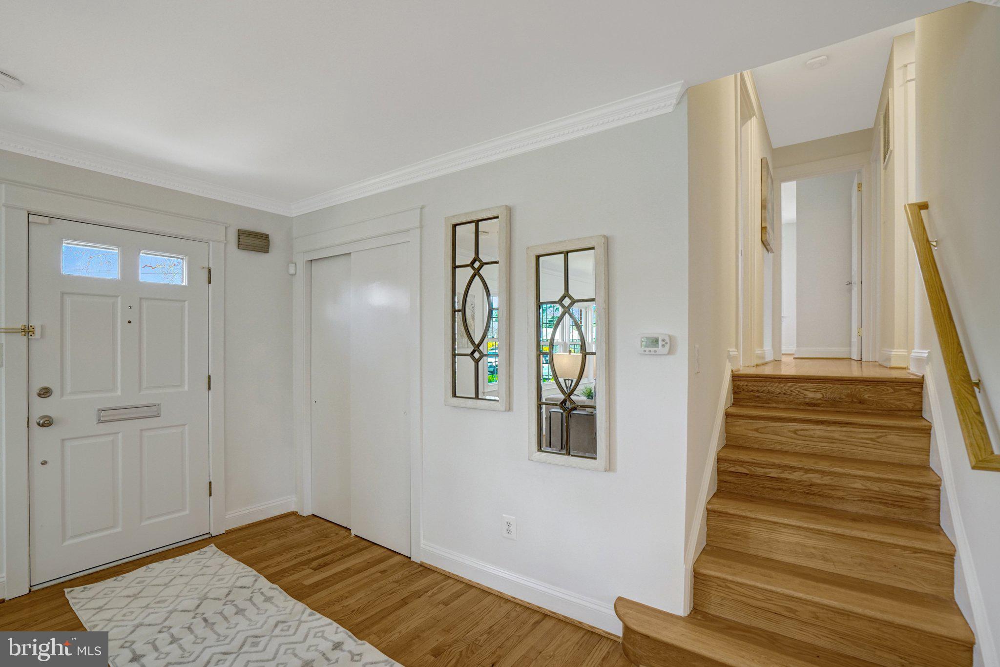 WAYNEWOOD - Residential