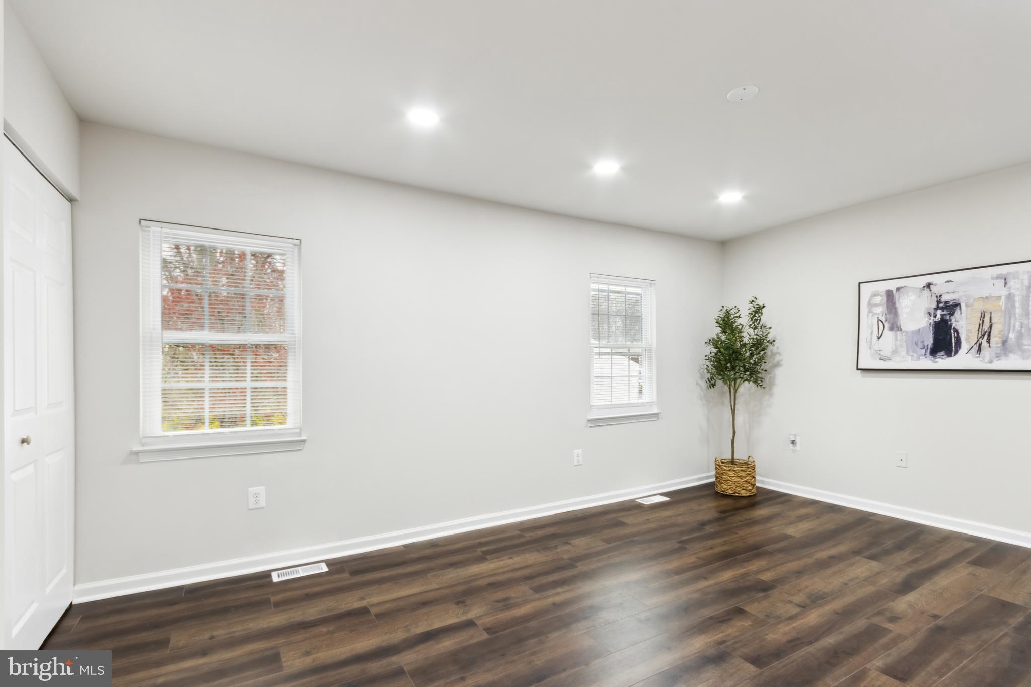 JEFFERSON PLACE - Residential