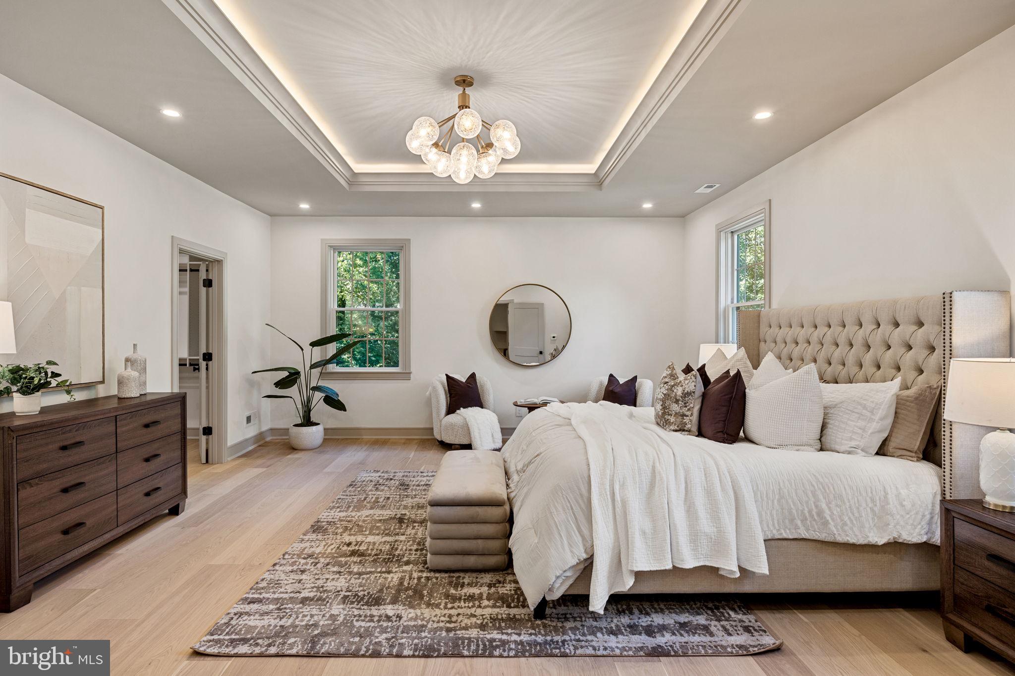 SPRING KNOLL - Residential