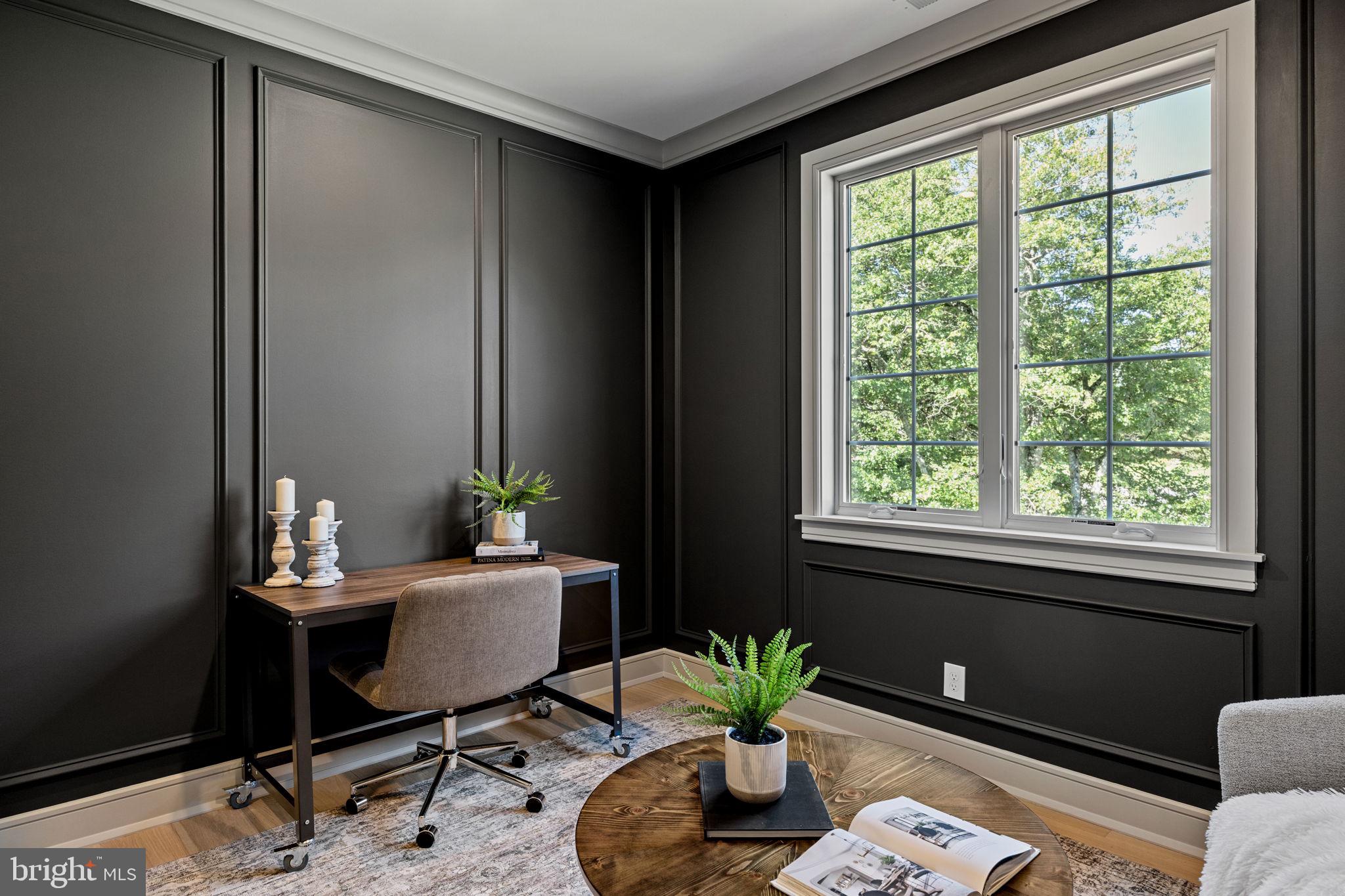 SPRING KNOLL - Residential