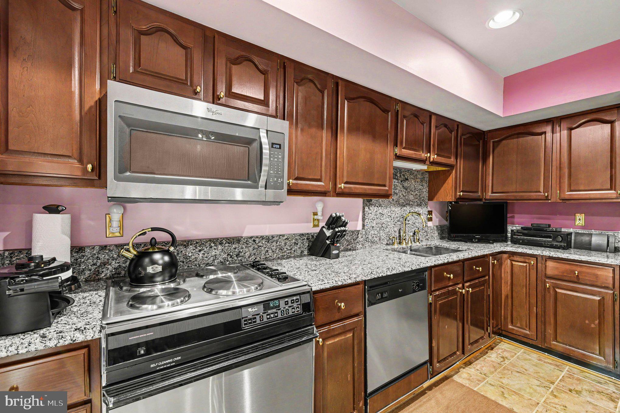 HICKORY RIDGE LA PLATA - Residential