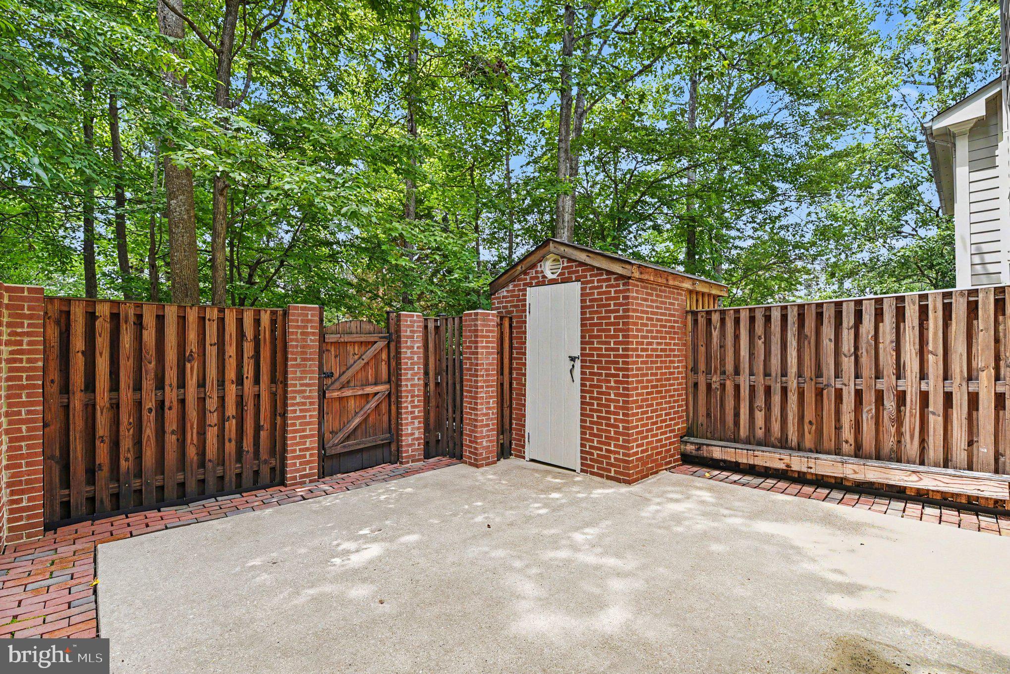 HICKORY RIDGE LA PLATA - Residential