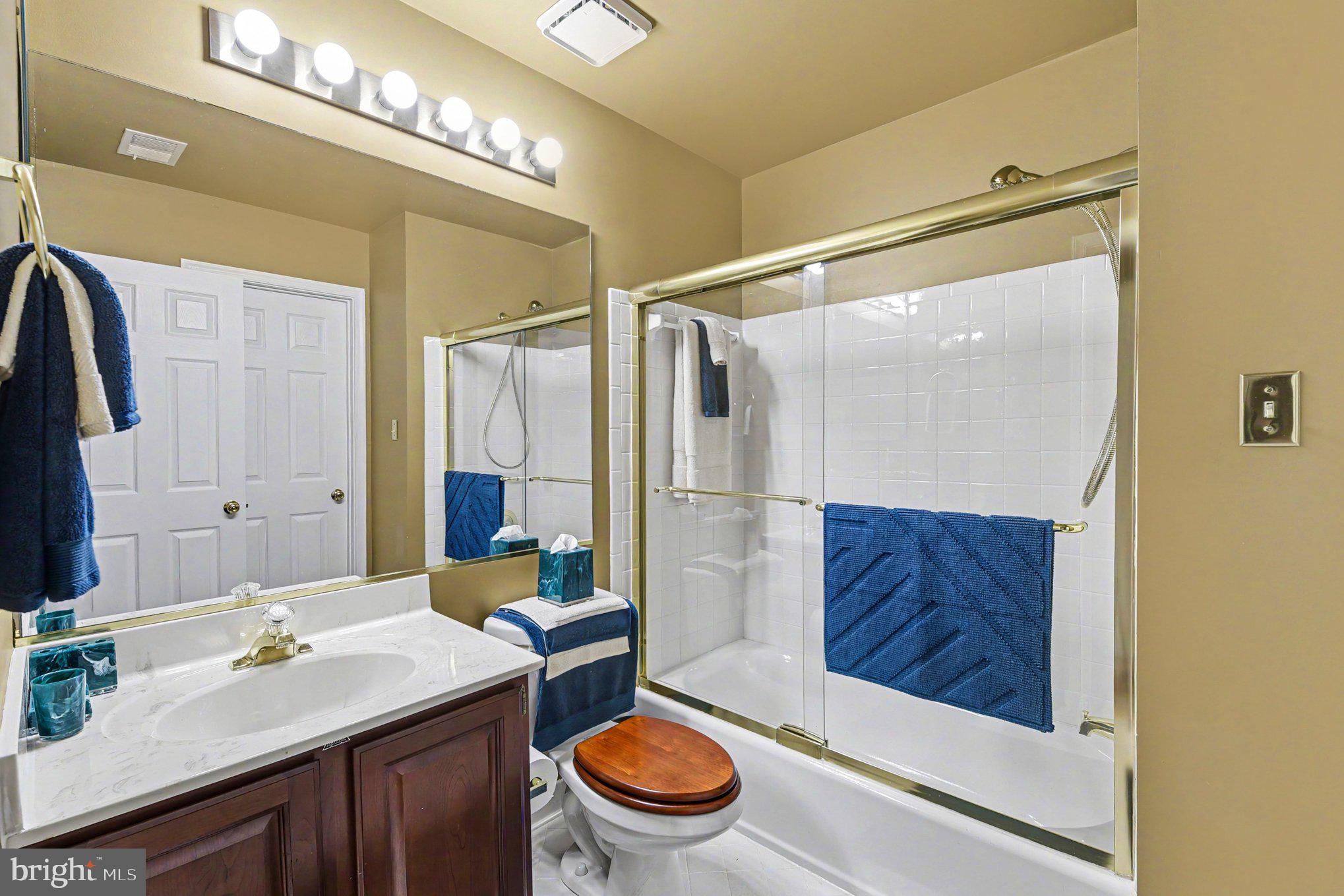 HICKORY RIDGE LA PLATA - Residential