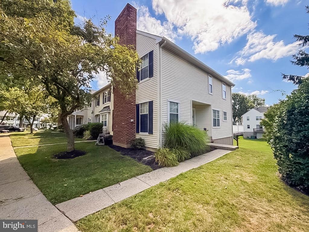 OXFORD CROSSING - Residential