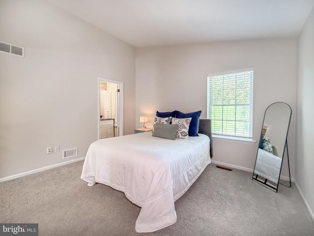 OXFORD CROSSING - Residential