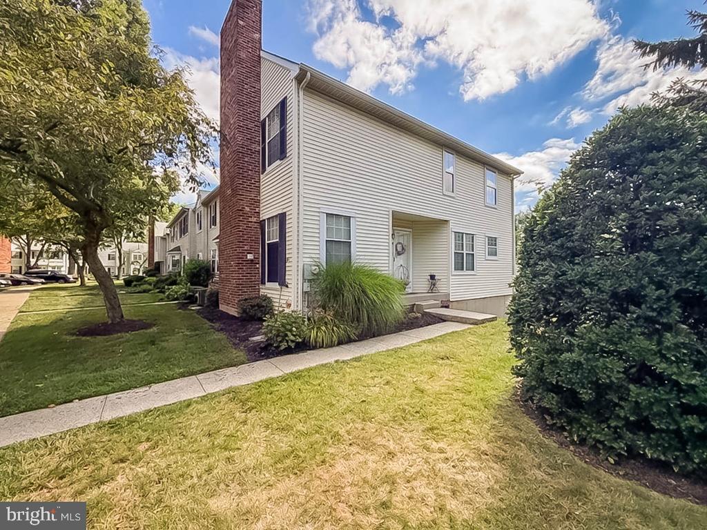 OXFORD CROSSING - Residential