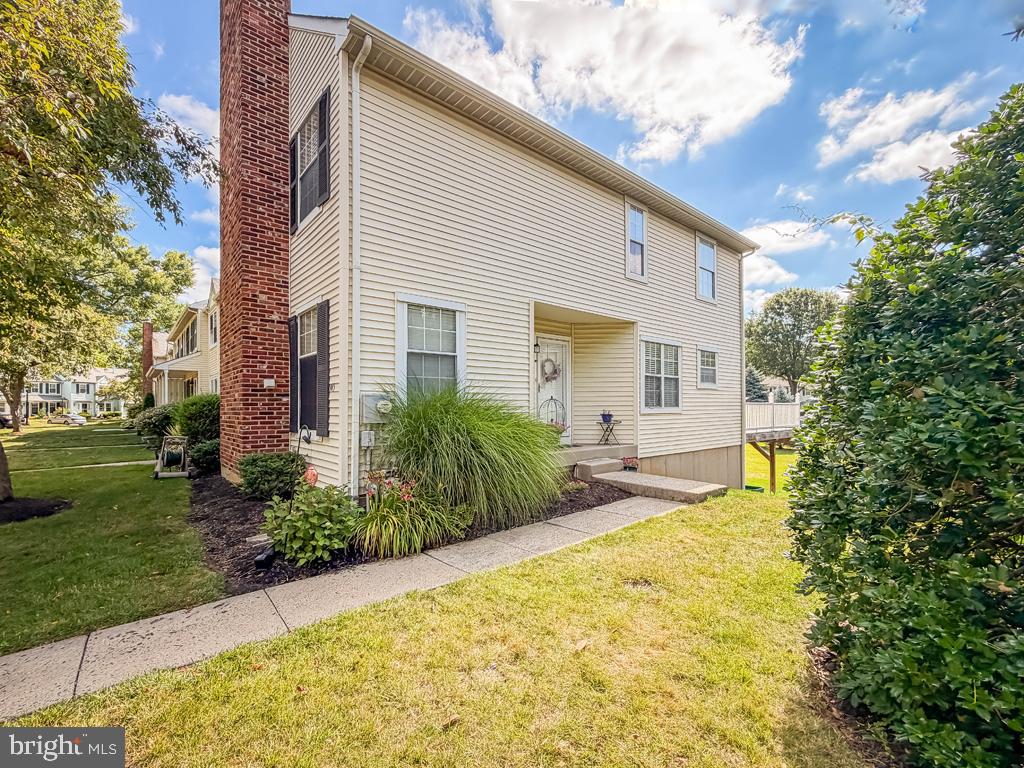 OXFORD CROSSING - Residential