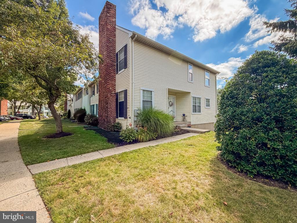 OXFORD CROSSING - Residential