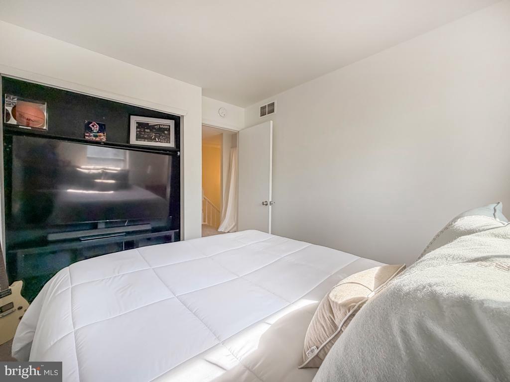 OXFORD CROSSING - Residential