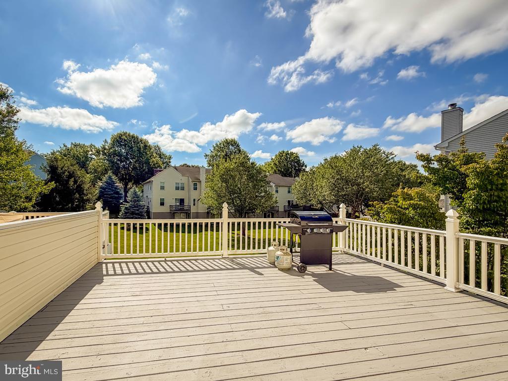 OXFORD CROSSING - Residential