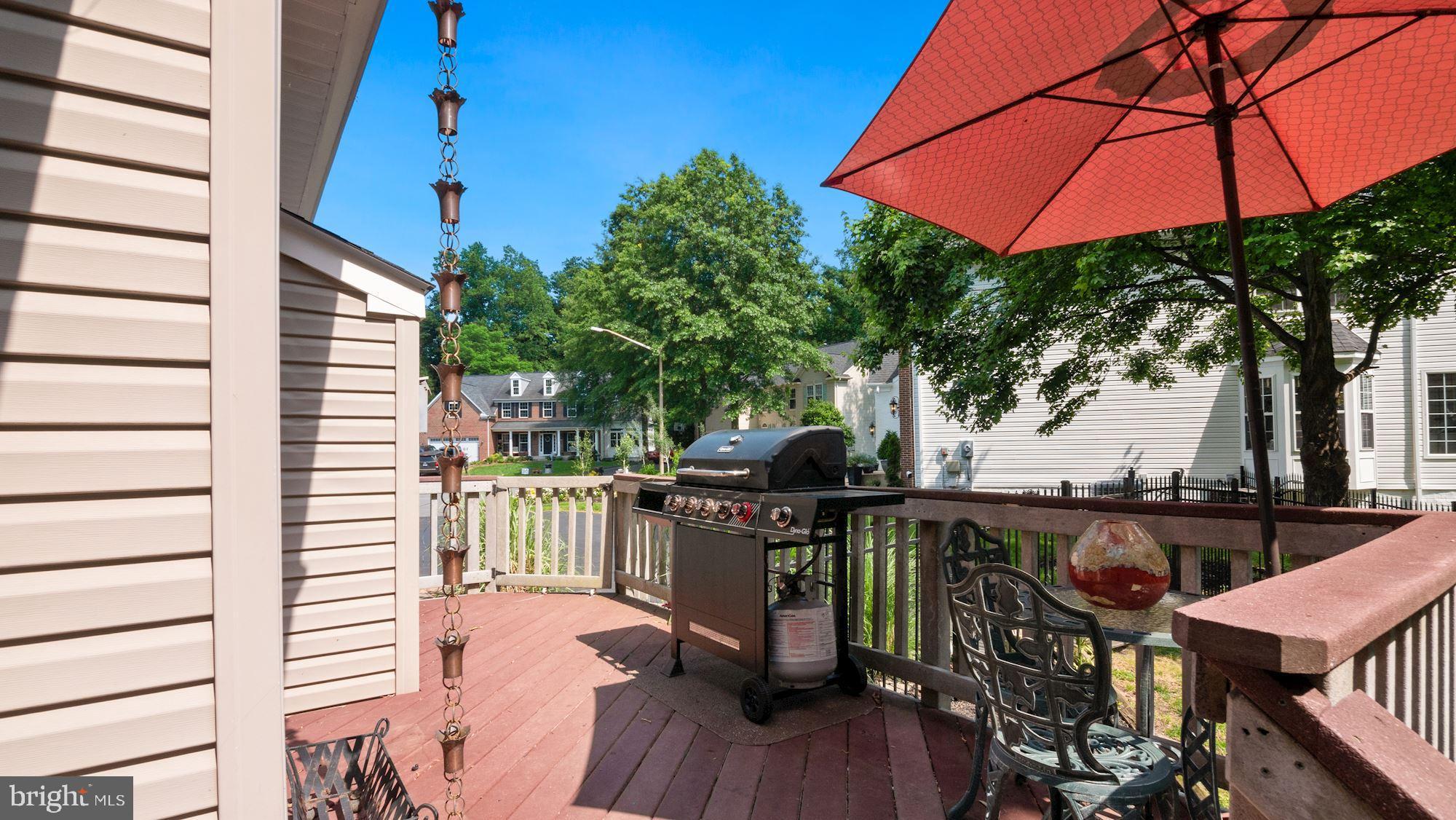 DAWSON LANDING - Residential
