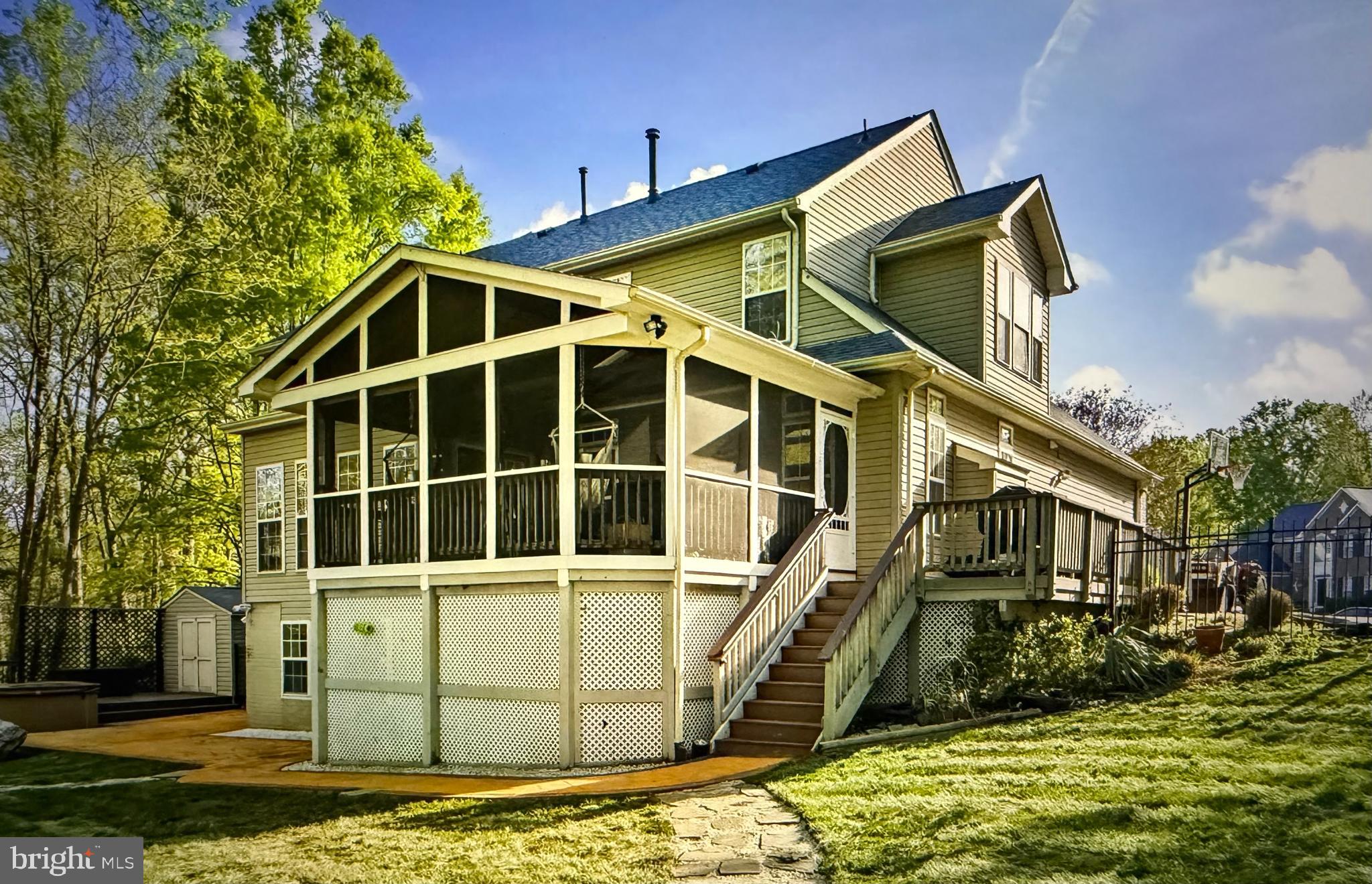 DAWSON LANDING - Residential