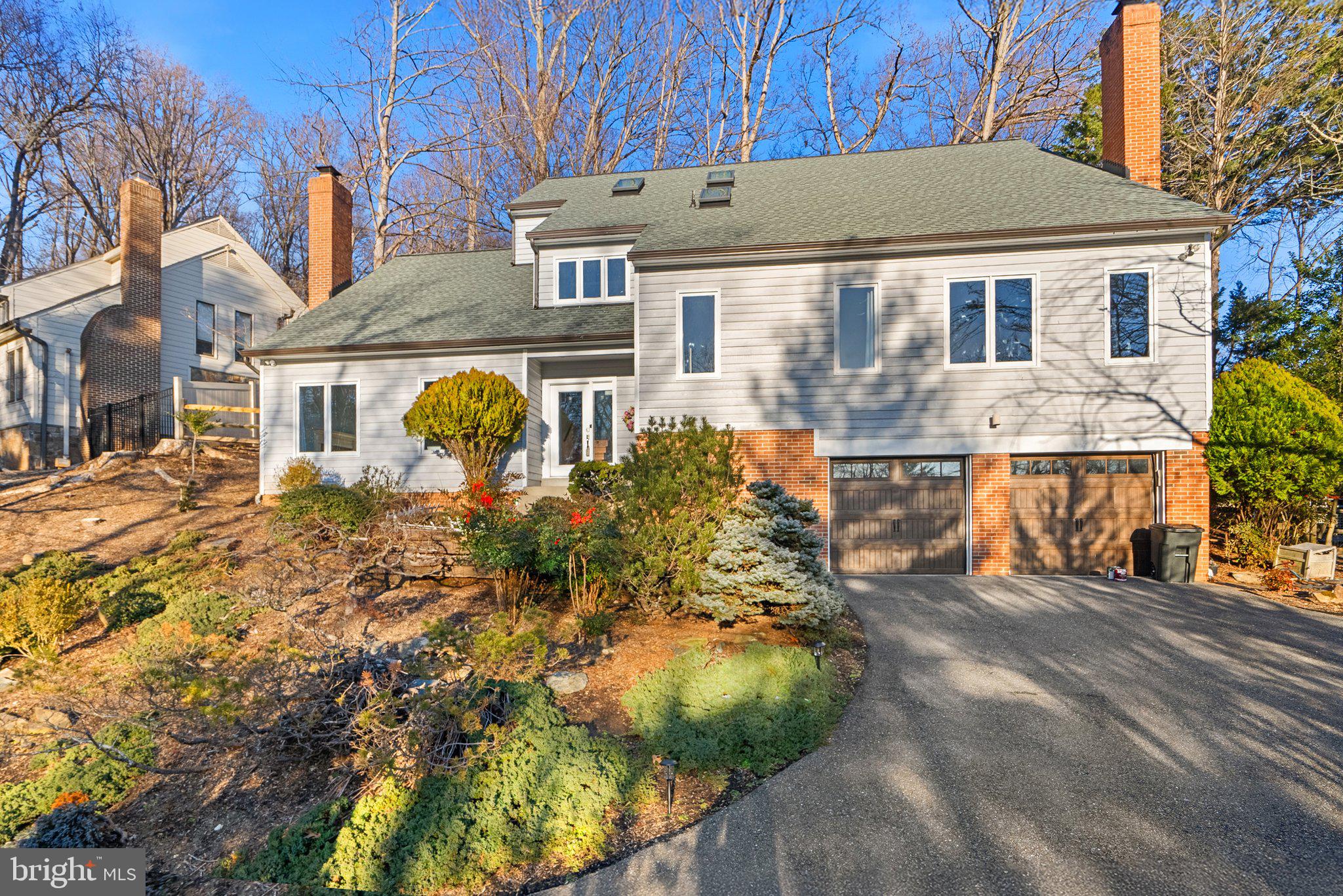 POTOMAC OUTSIDE - Residential