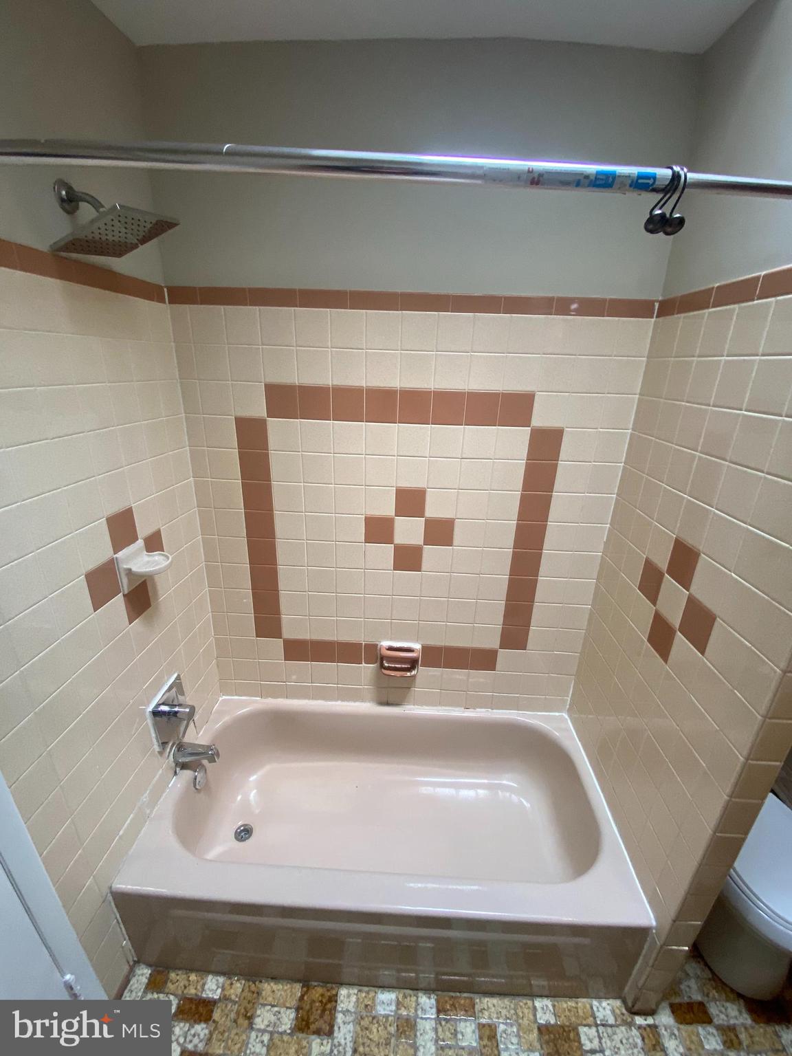 OGONTZ - Residential Lease