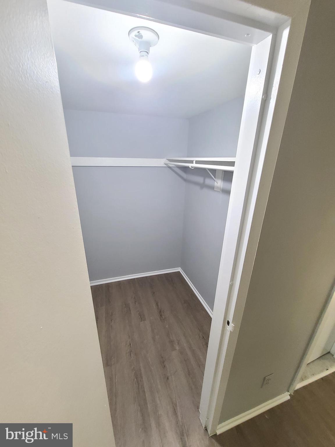 THOMAS CHOICE GARDENS - Residential Lease