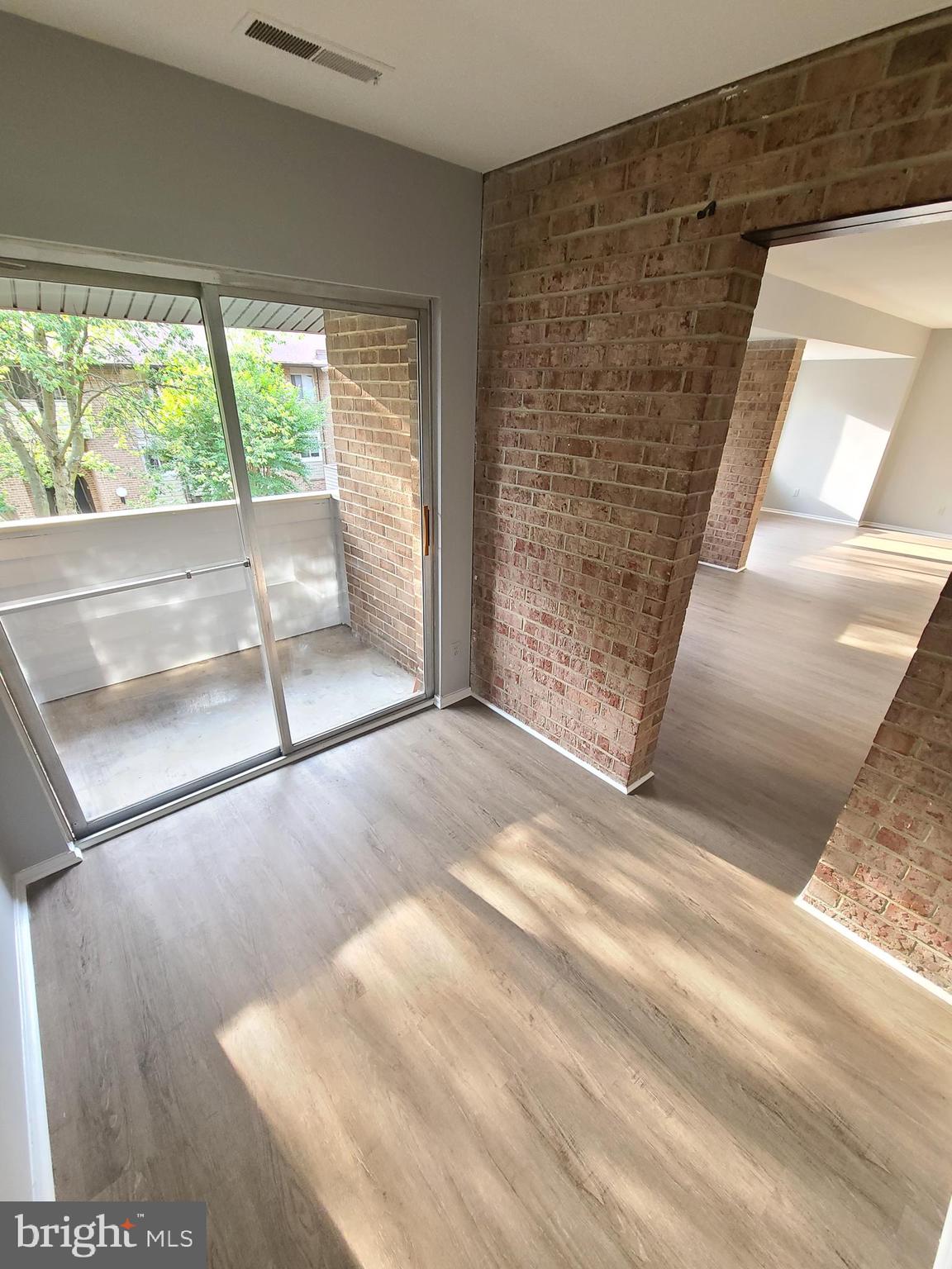 THOMAS CHOICE GARDENS - Residential Lease