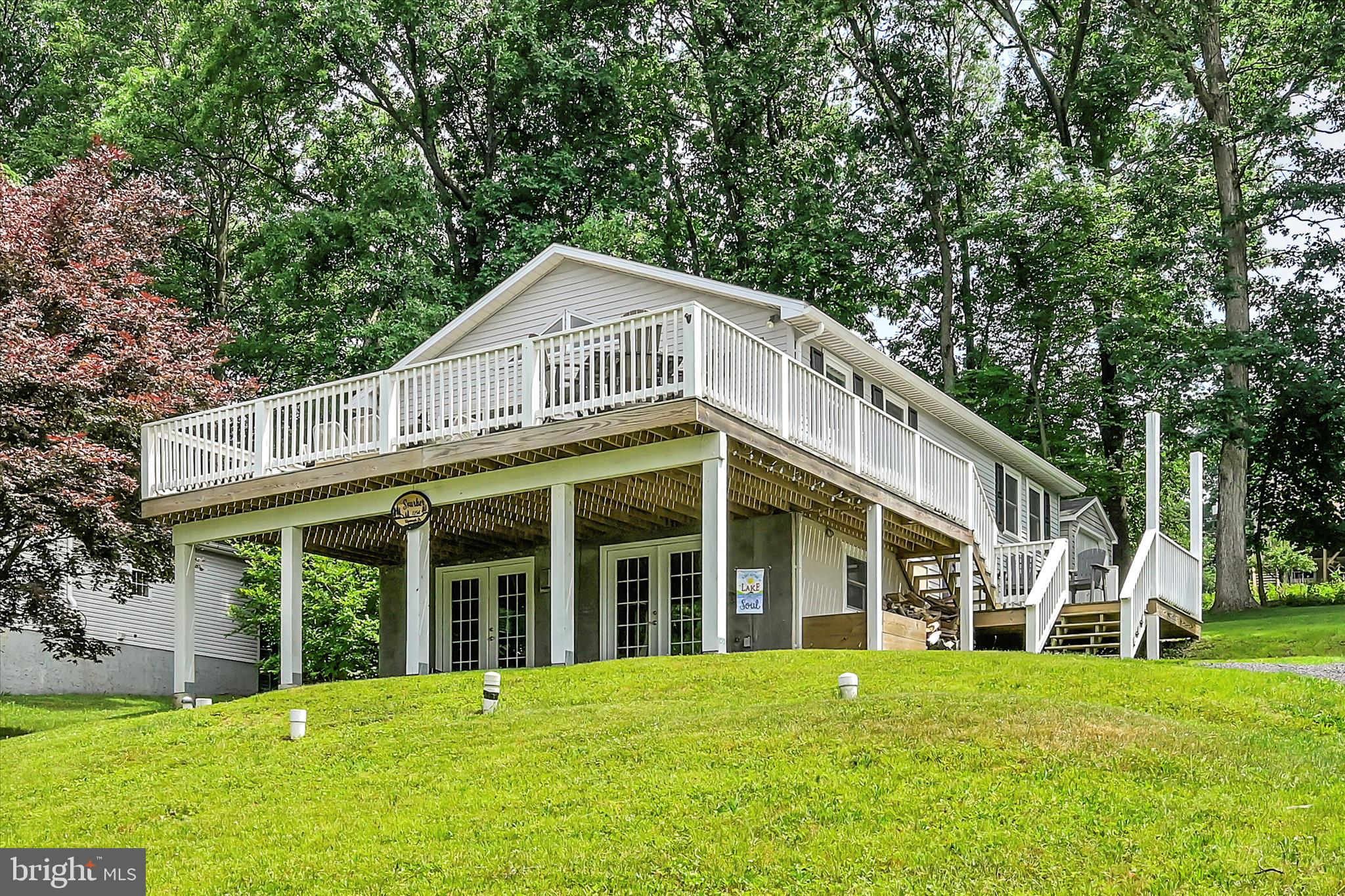 LAKE WYNONAH - Residential