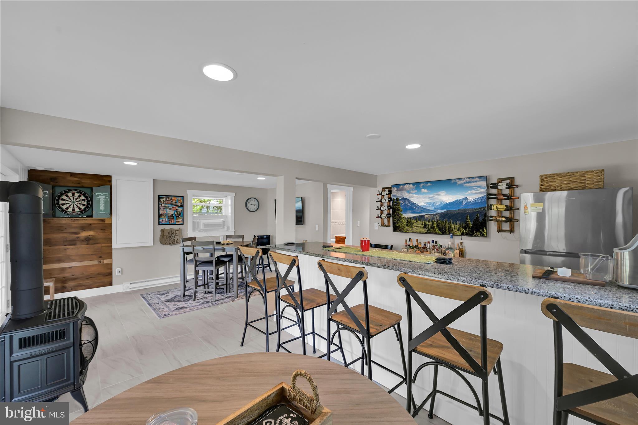 LAKE WYNONAH - Residential
