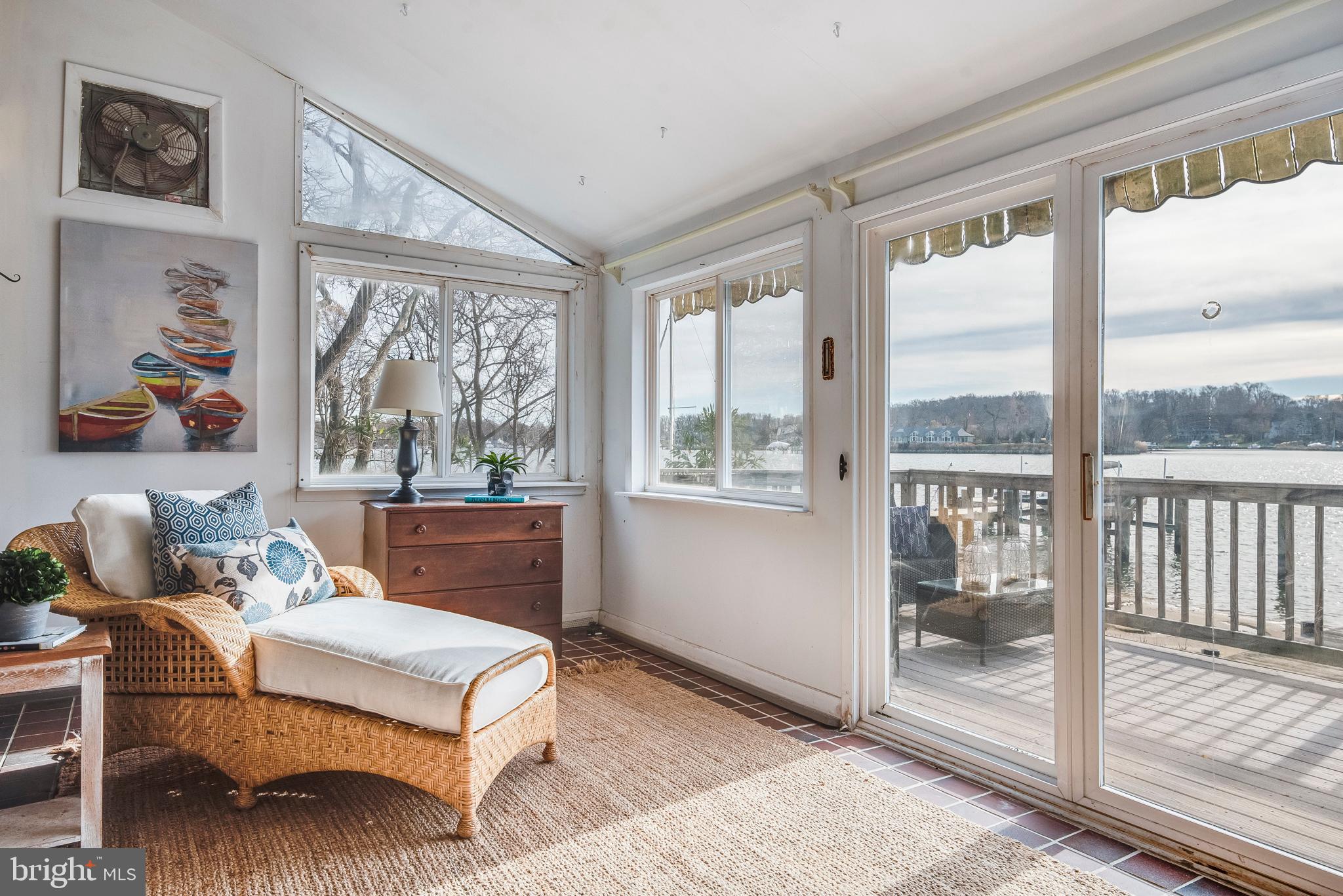ANNAPOLIS ROADS - Residential