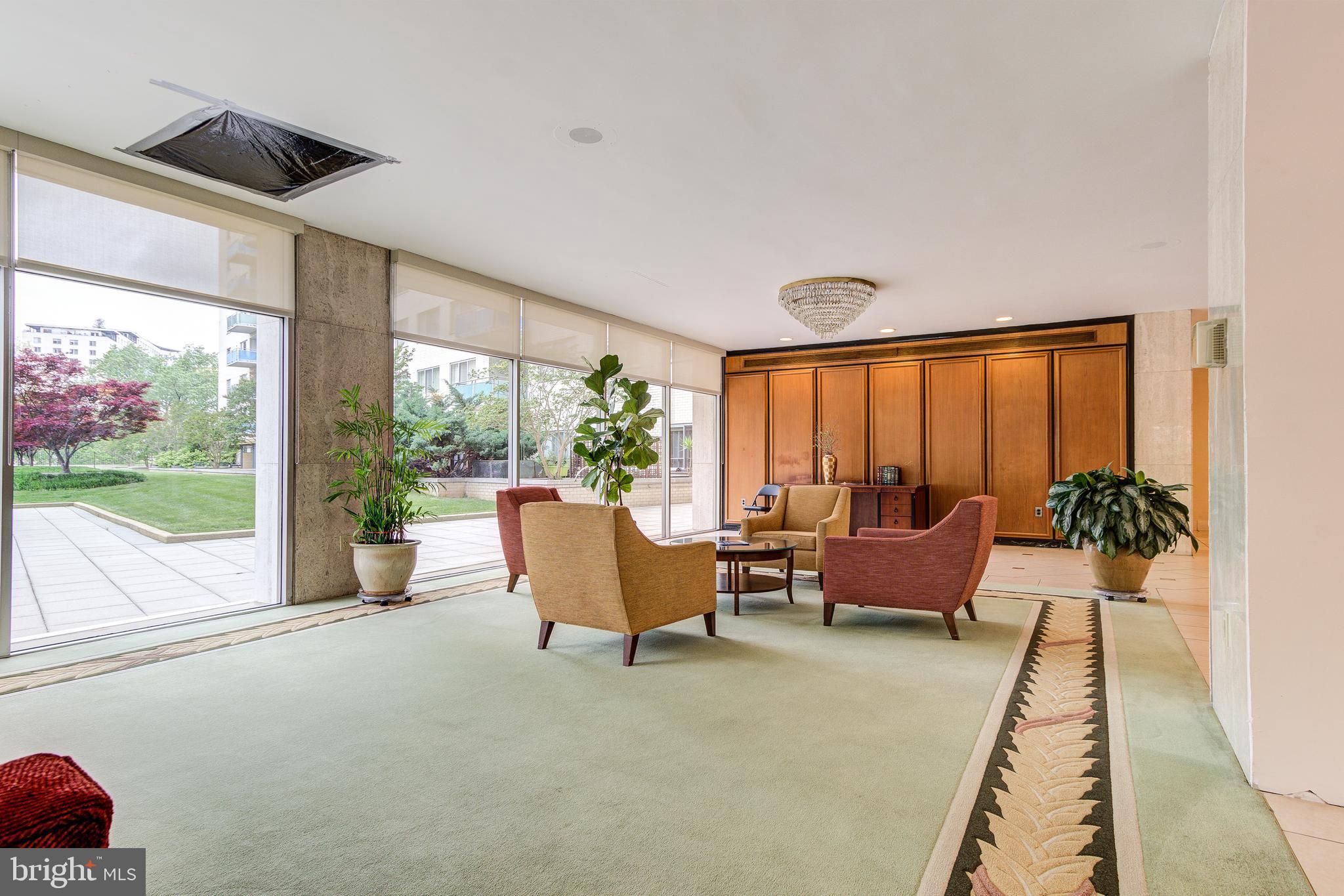GROSVENOR PARK - Residential