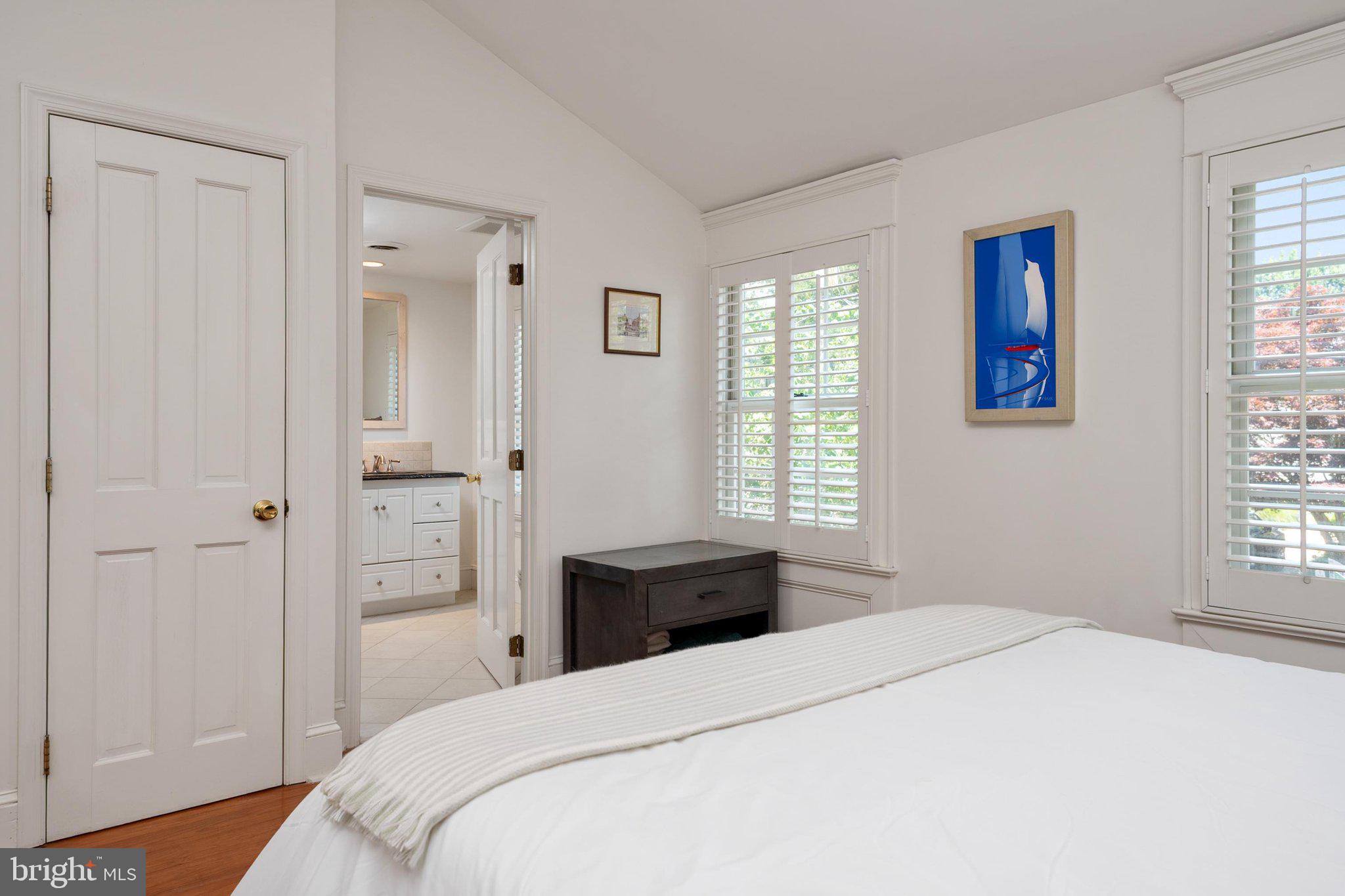EASTPORT - Residential