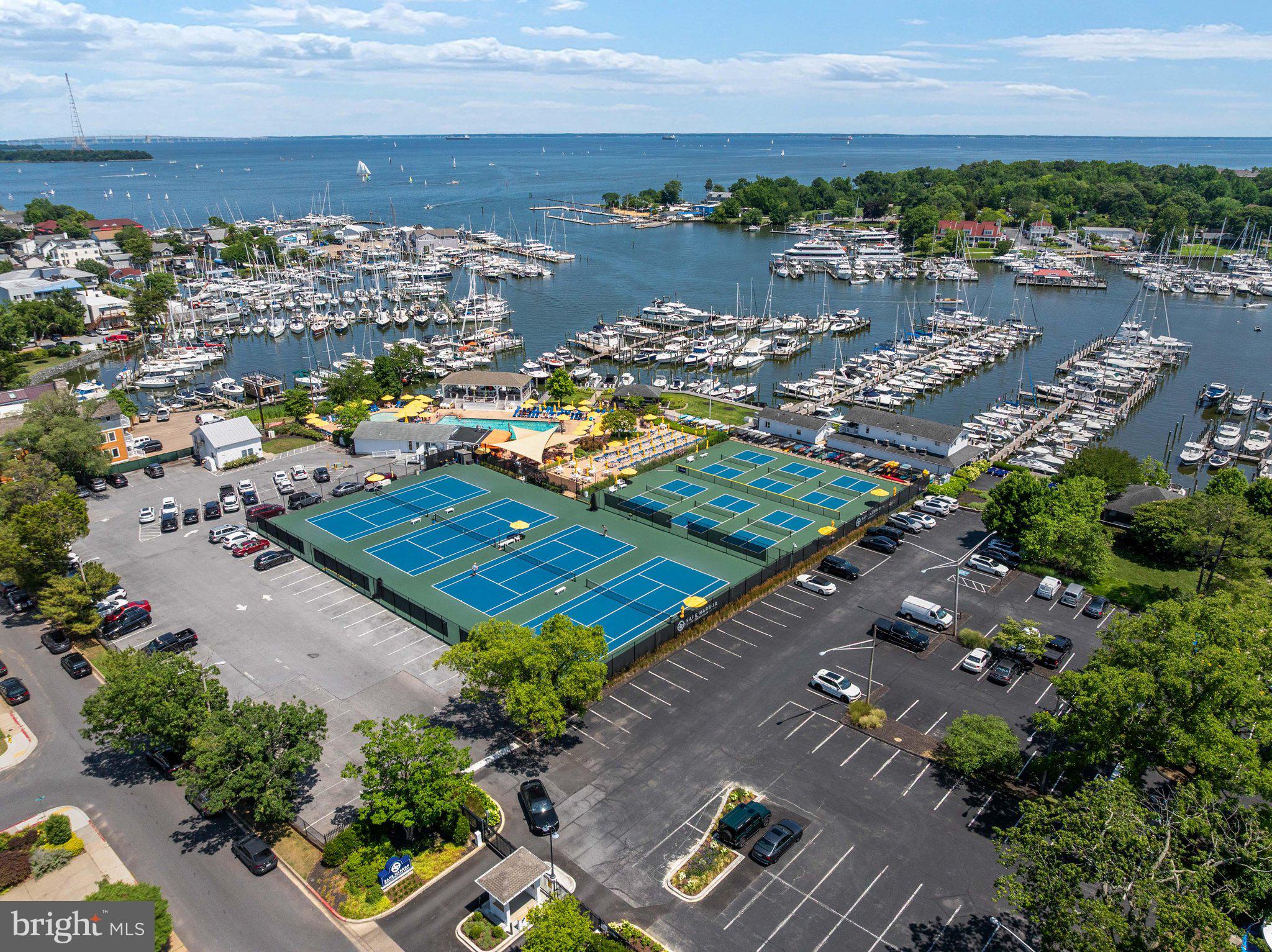 EASTPORT - Residential