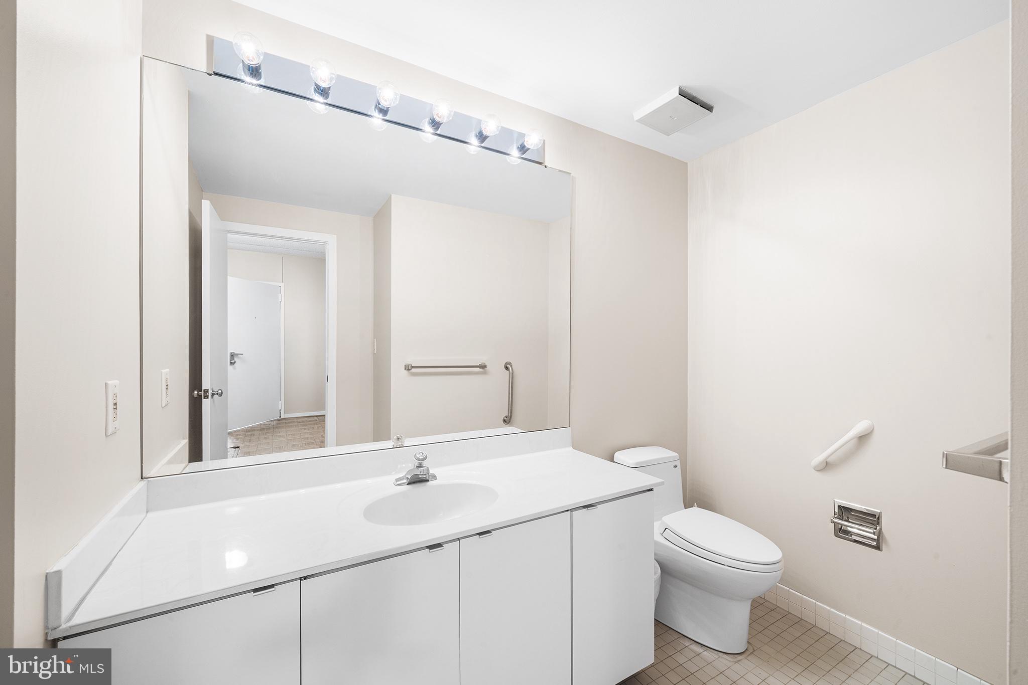 LOGAN CIRCLE - Residential
