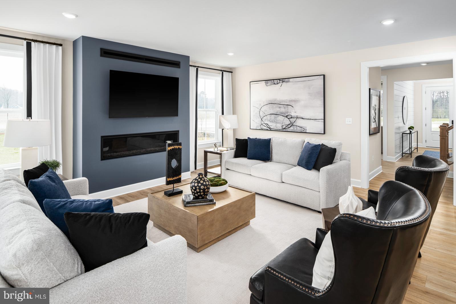 BRINTON LAKE ESTATES - Residential
