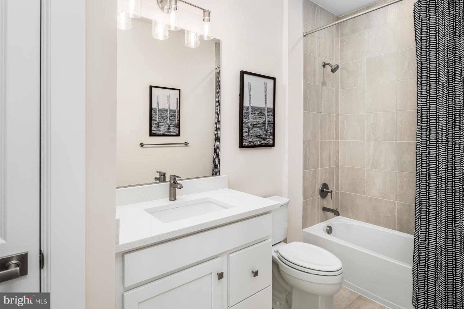 BRINTON LAKE ESTATES - Residential