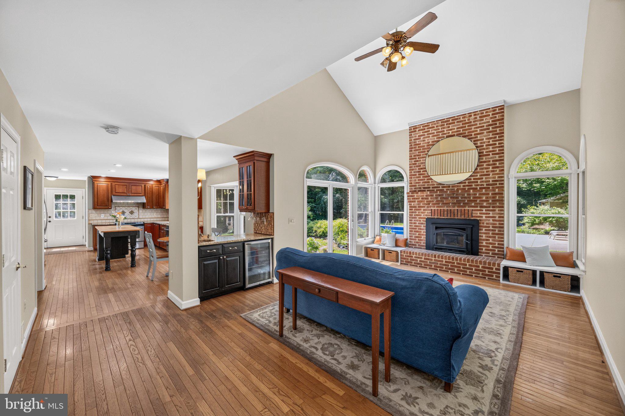 KINGSVILLE - Residential