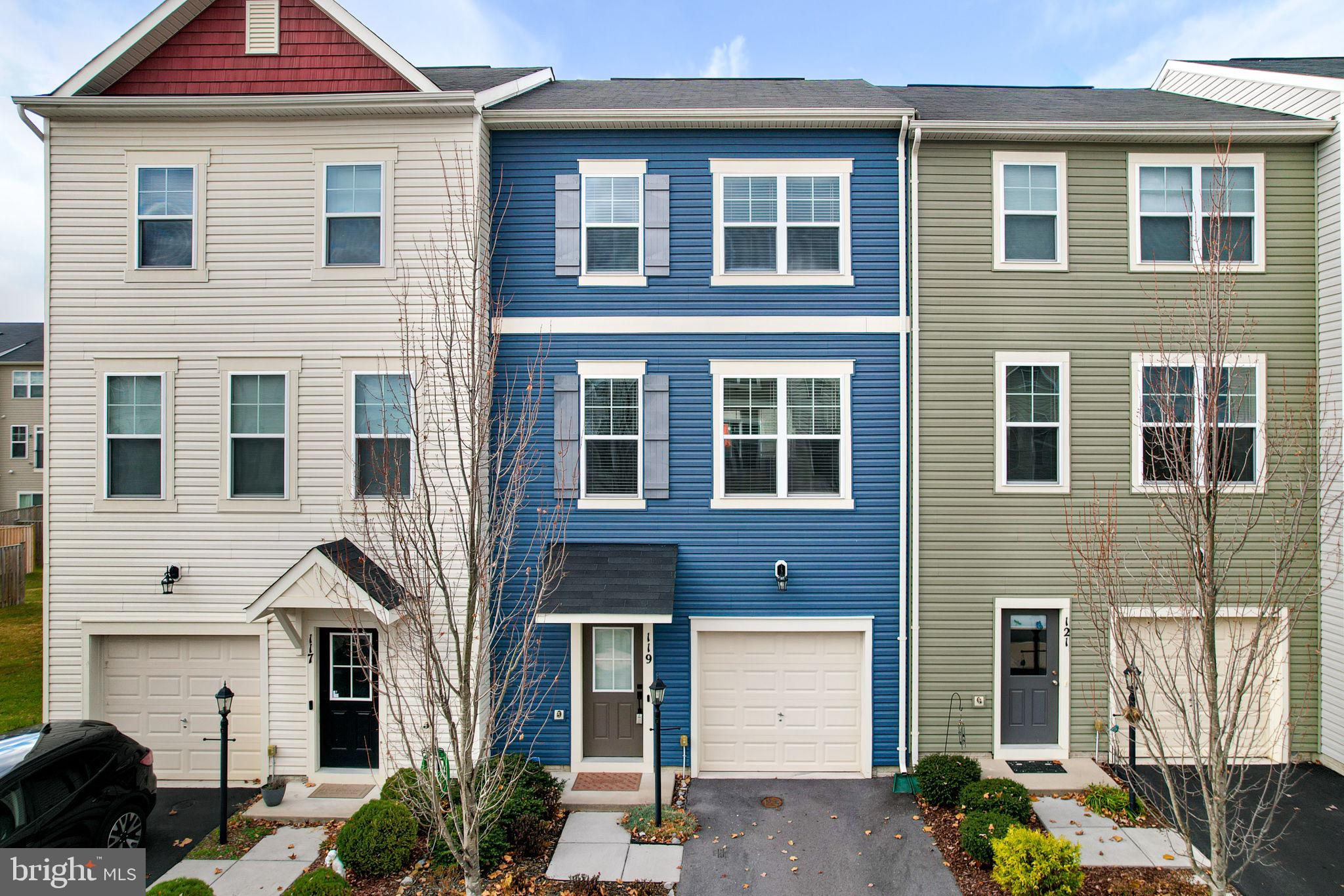 Highly desirable Community that offers Numerous Amenities!  Amazing townhome features 3 bedrooms, 2 full bathrooms, and 2 half bathrooms. Upgraded Kitchen with large Island perfect for Entertaining, Dining area, Open Floorplan with Spacious Living Room. Upstairs you will find a comfortable Primary En Suite with a walk-in closet that has plenty of room for everything! Two Additional bedrooms, a Full Hall bath and convenient upstairs laundry, finishes out the Upper Level. The Lower level has a Den/Office area and a Half bathroom. Don't forget about the Garage with newly installed garage door opener. Outside there is a new paver patio that provides additional outdoor space for family get togethers.  Convenient access to shopping centers, schools, and main roads. Ideal for commuters!   For more information and to inquire further about the property, interested buyers are advised to contact their preferred realtor.