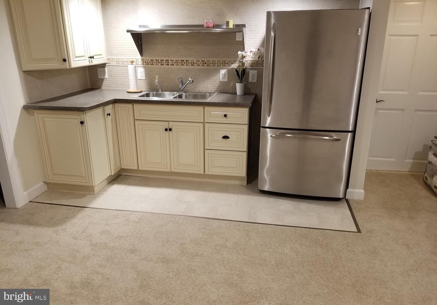 WESTWOOD - Residential Lease