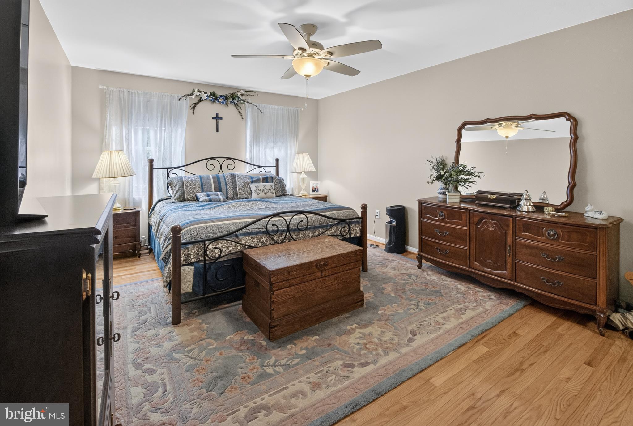 MONTCLAIR - Residential
