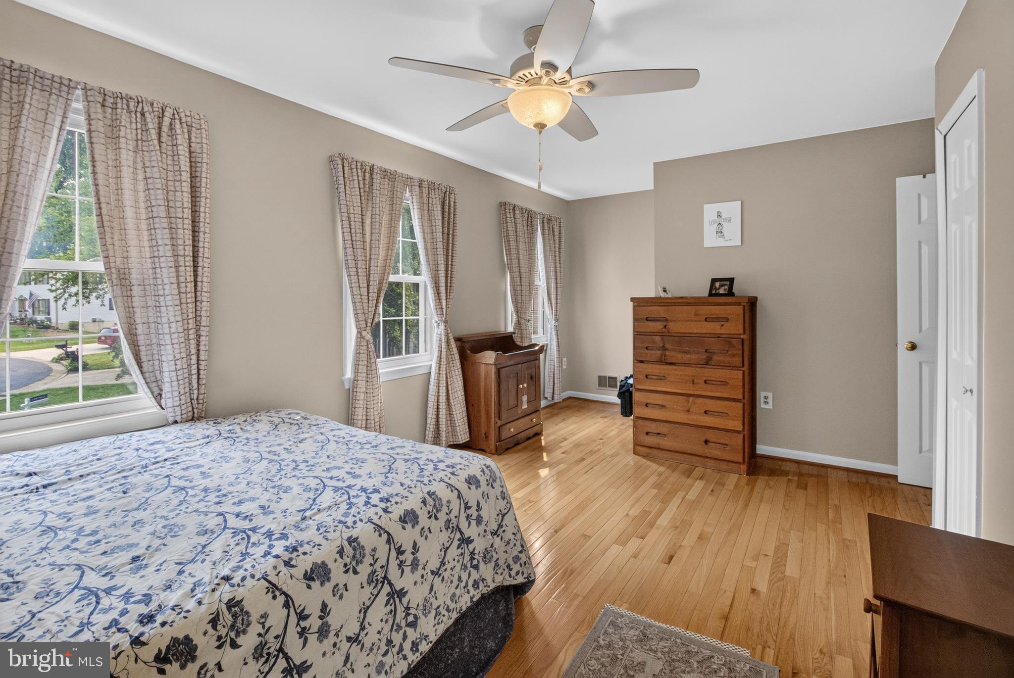 MONTCLAIR - Residential