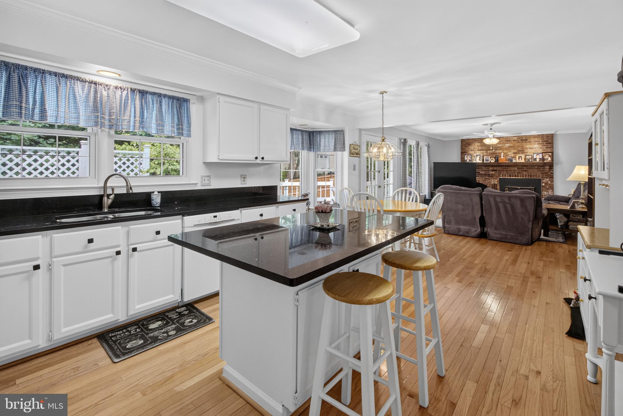 MONTCLAIR - Residential