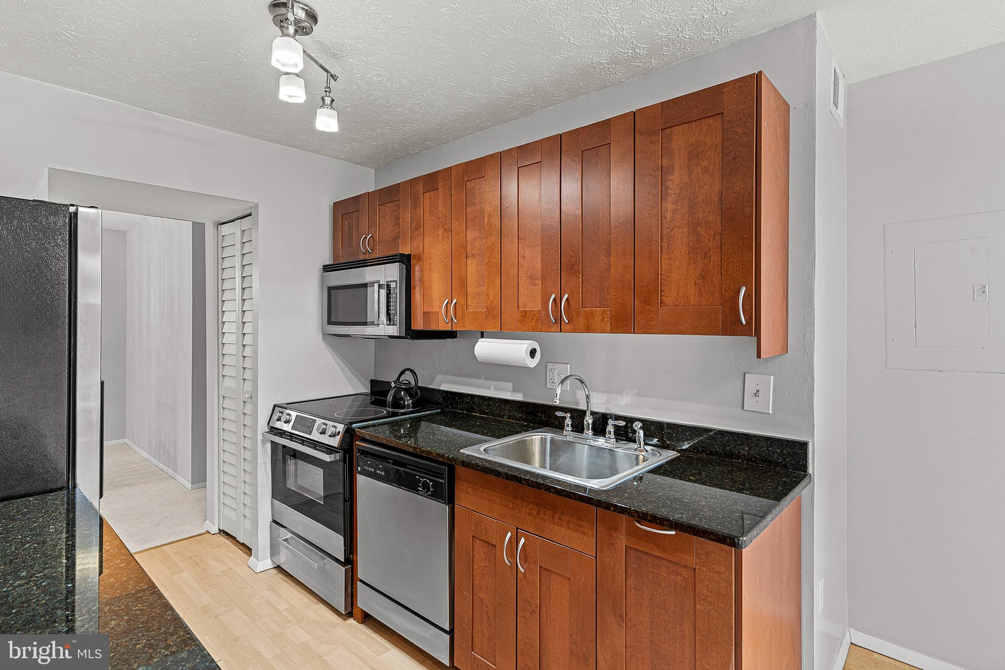 GREENBRIAR CONDO - Residential