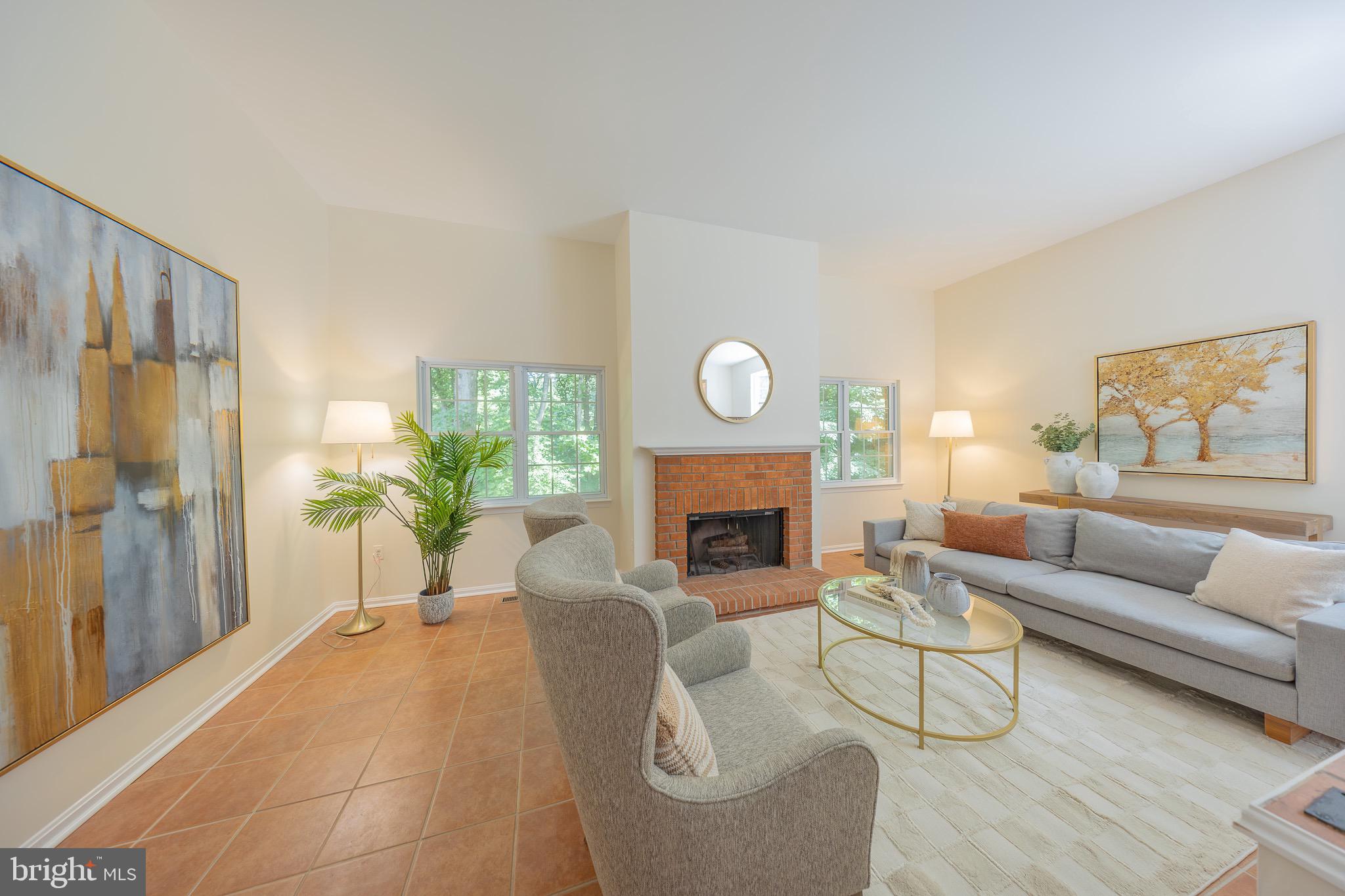 RESTON - Residential