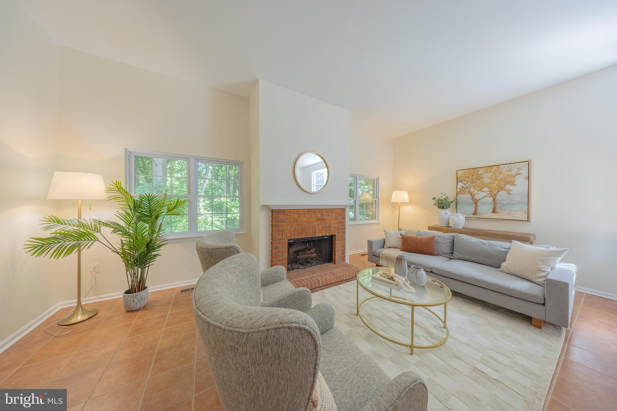 RESTON - Residential