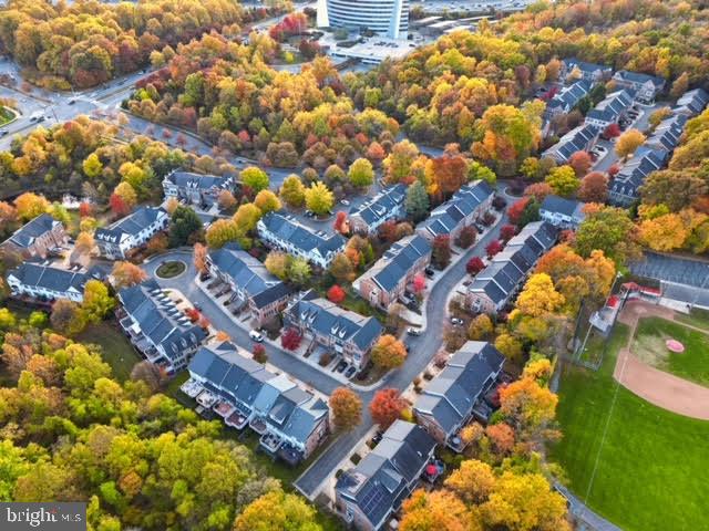TOWER OAKS - Residential