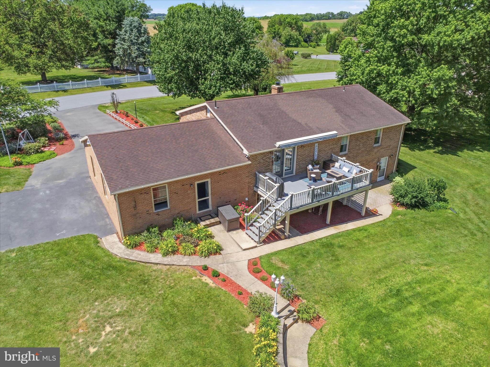 BEAVERBROOK - Residential