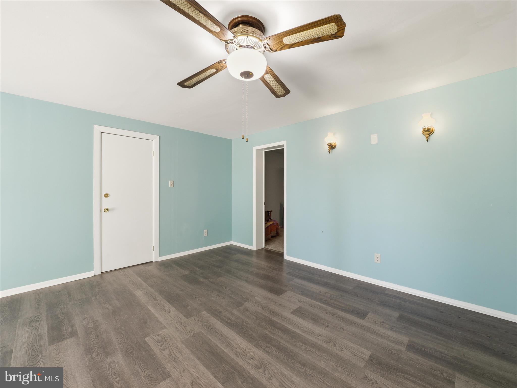 BEAVERBROOK - Residential
