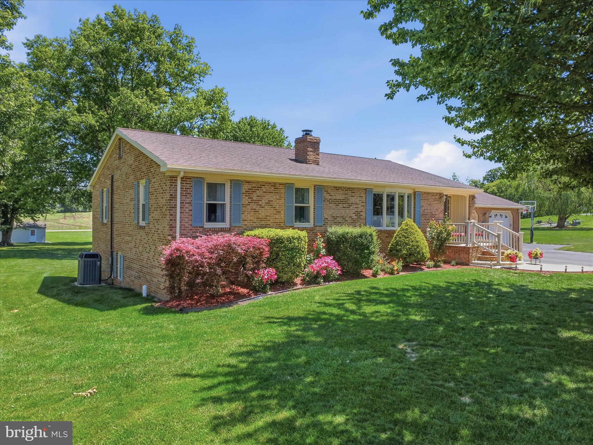 BEAVERBROOK - Residential