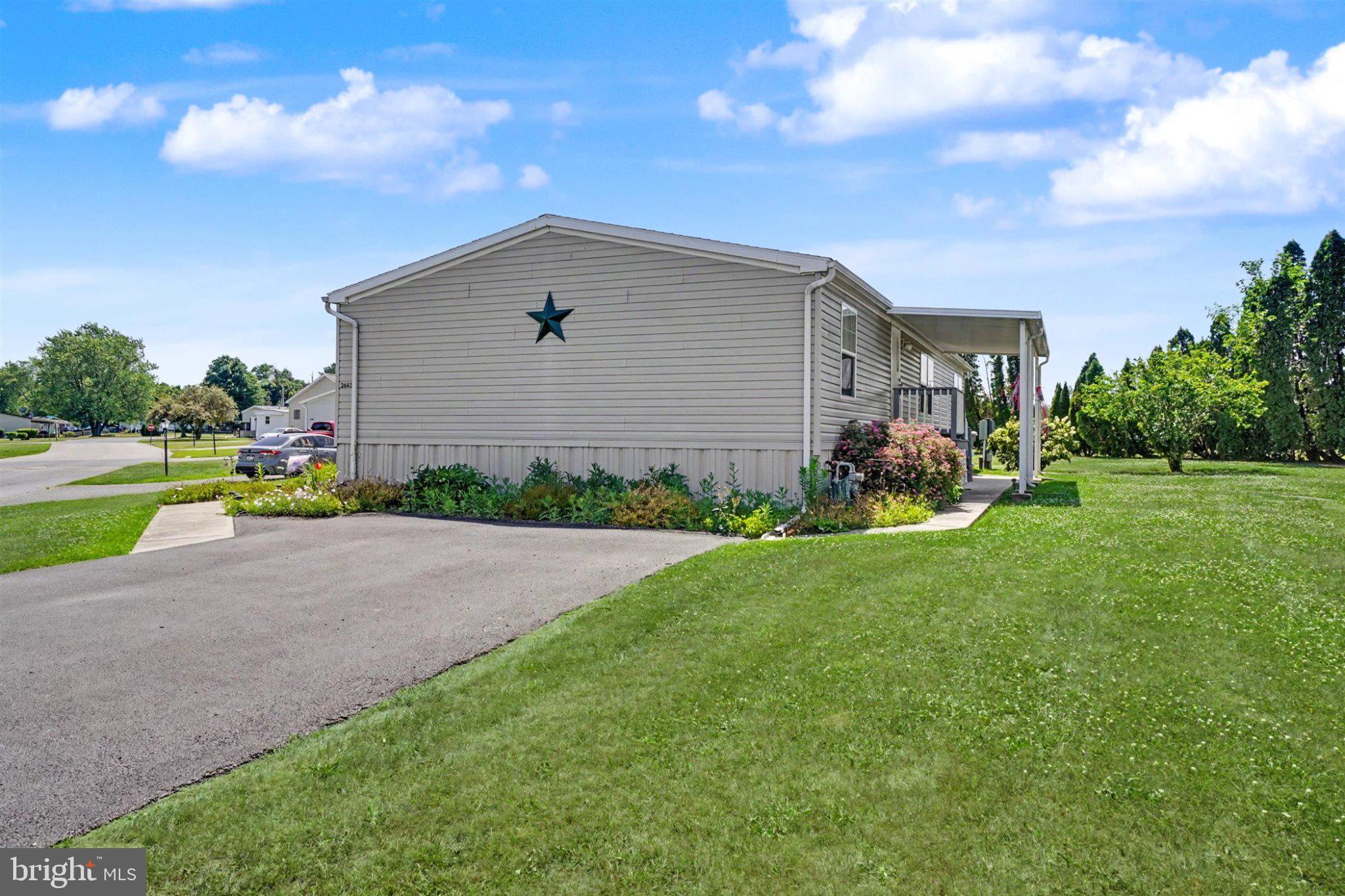 TALL OAKS MHP - Residential