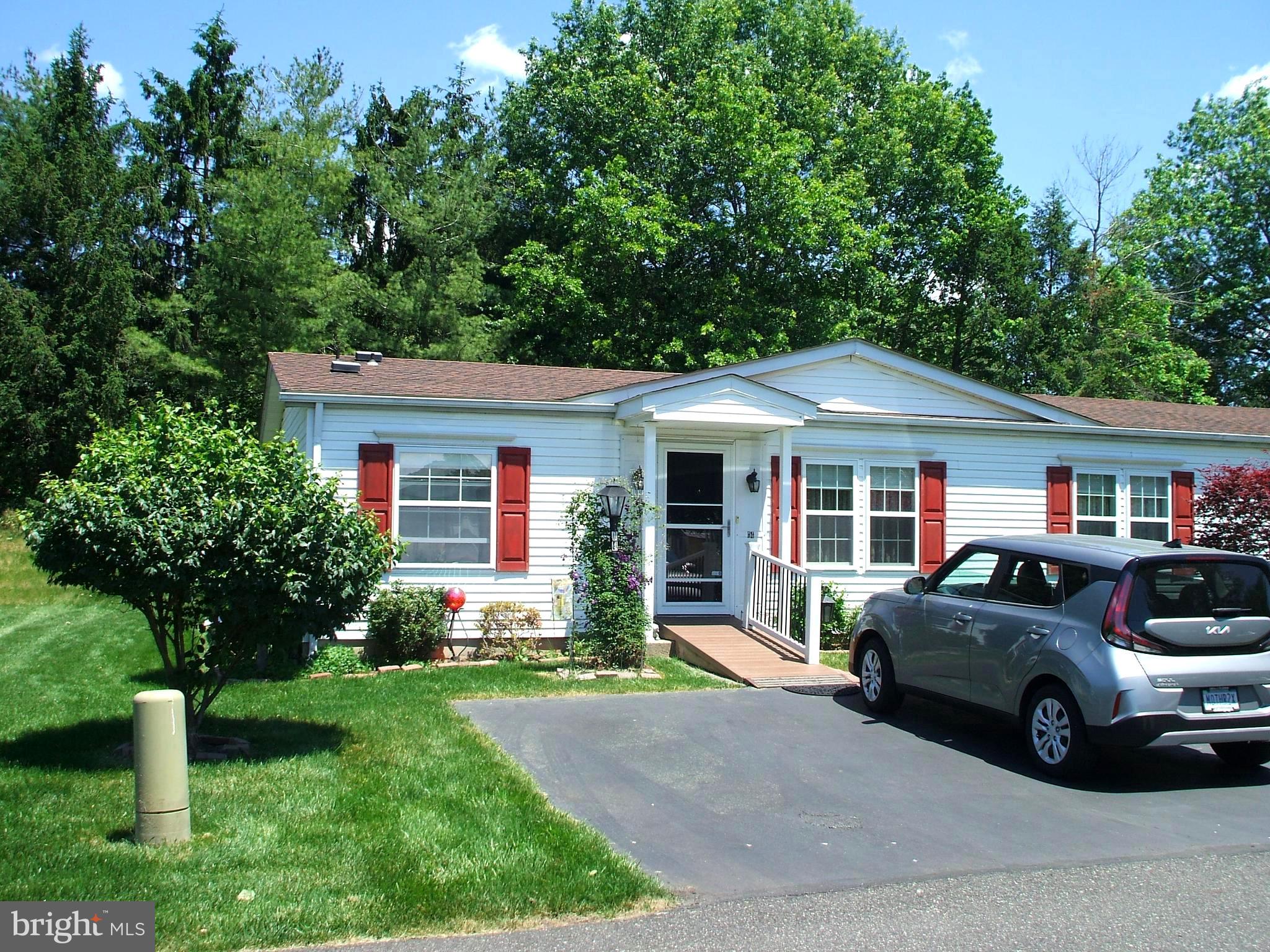 WALNUT MEADOWS - Residential