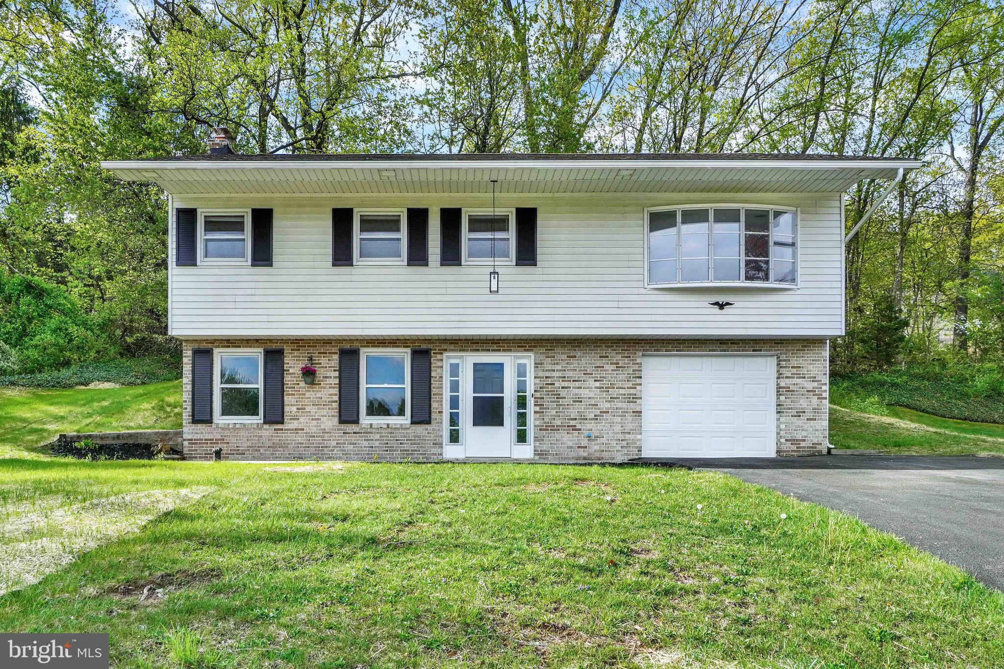 Fully remodeled three-bedroom, two-bath home in the desirable Central York School District. This tastefully updated home features brand new luxury vinyl plank floors, fresh carpet, and crisp new paint throughout. The kitchen shines with granite counters, porcelain tile backsplash, and stainless steel appliances. Enjoy a cozy fireplace in the family room, a formal living room, plus a huge bonus living space perfect for entertaining. Conveniently located with schools, shopping, and Route 30 just minutes away. Move-in ready and absolutely beautiful.