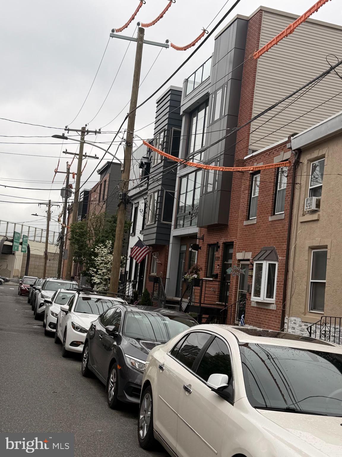 PHILADELPHIA - Residential
