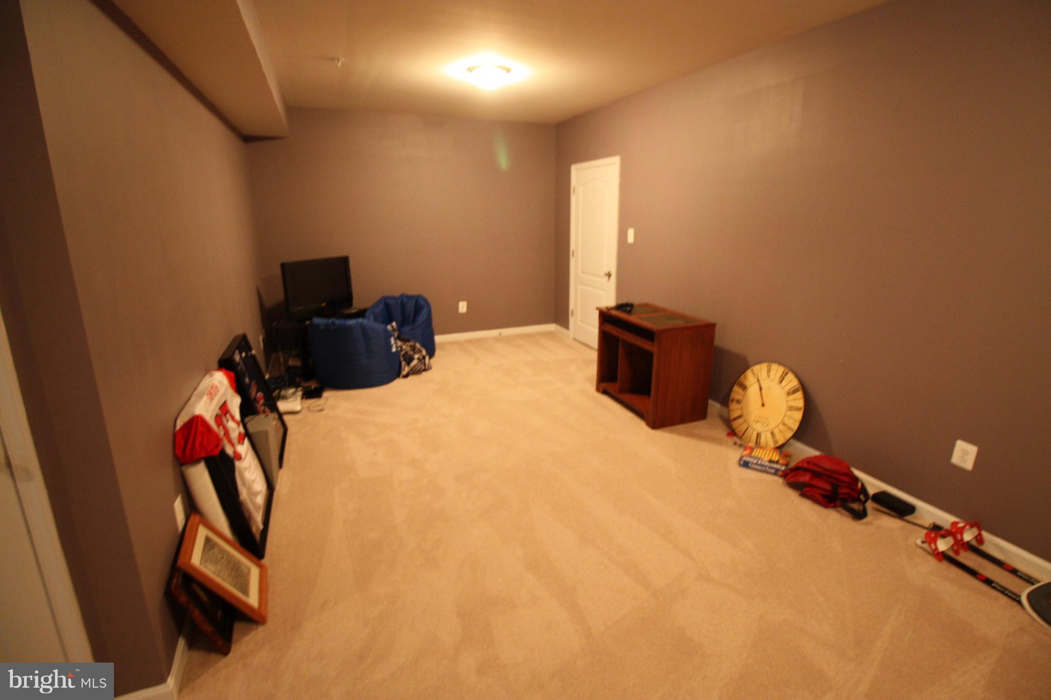 RIVERGATE ESTATES-PLAT F - Residential