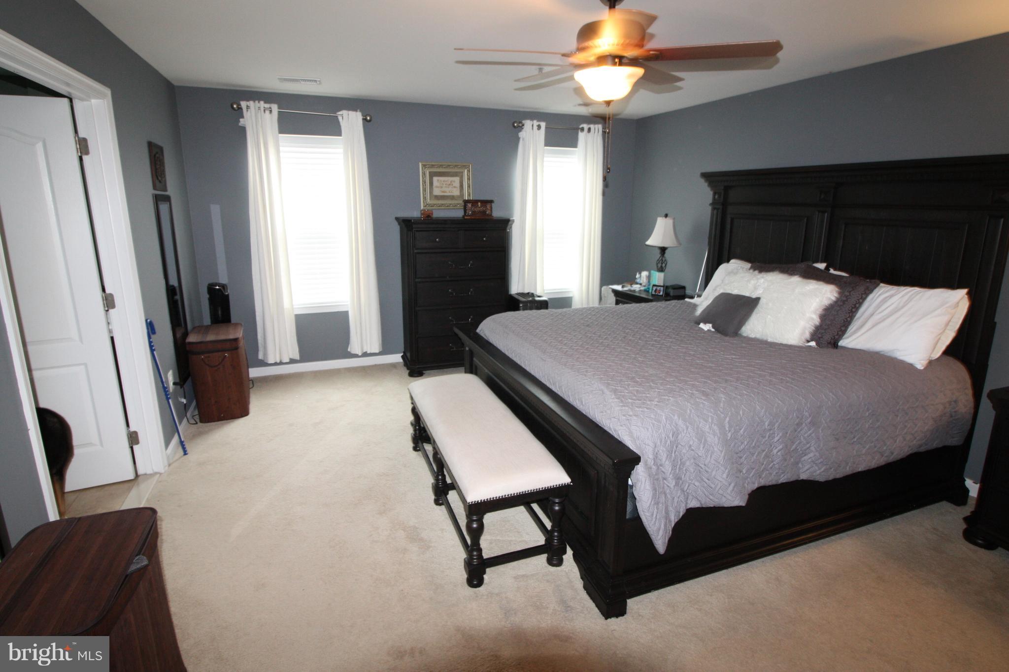 RIVERGATE ESTATES-PLAT F - Residential